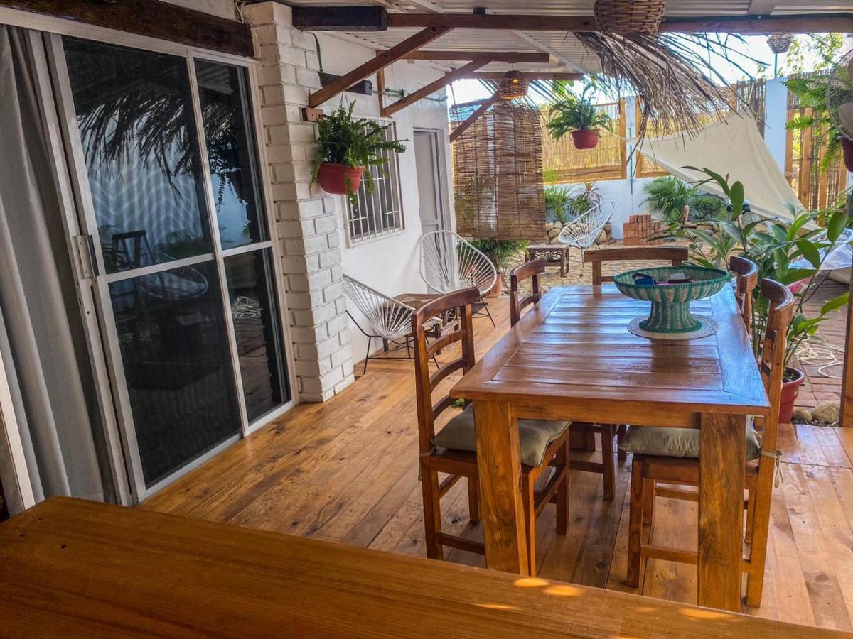 מלון פוארטו אסקונדידו Shaka House מראה חיצוני תמונה