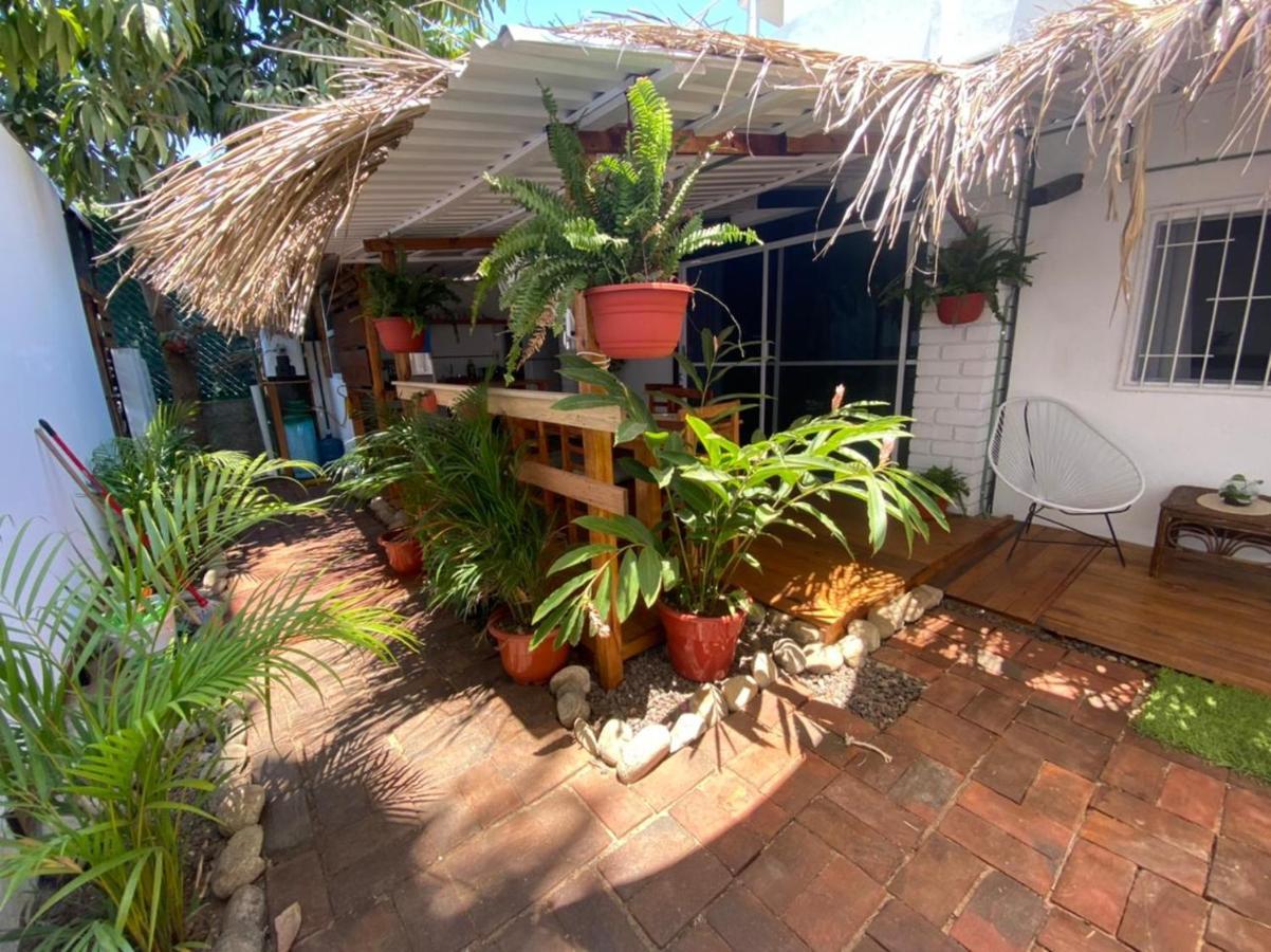 מלון פוארטו אסקונדידו Shaka House מראה חיצוני תמונה